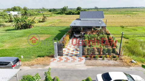 Owner drastically reduces price to 1.55 billion VND - Opportunity to own a garden house with frontage on District Road 05B, Binh Nghi, Go Cong Dong. _0