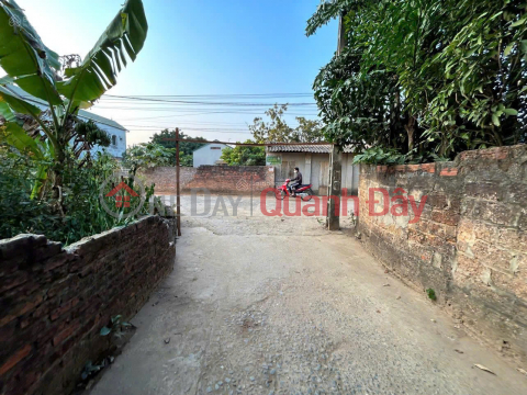 CẦN TIỀN BÁN GẤP ĐẤT NGHỈ DƯỠNG ĐẸP QUỐC OAI - SỔ ĐỎ CHÍNH CHỦ _0