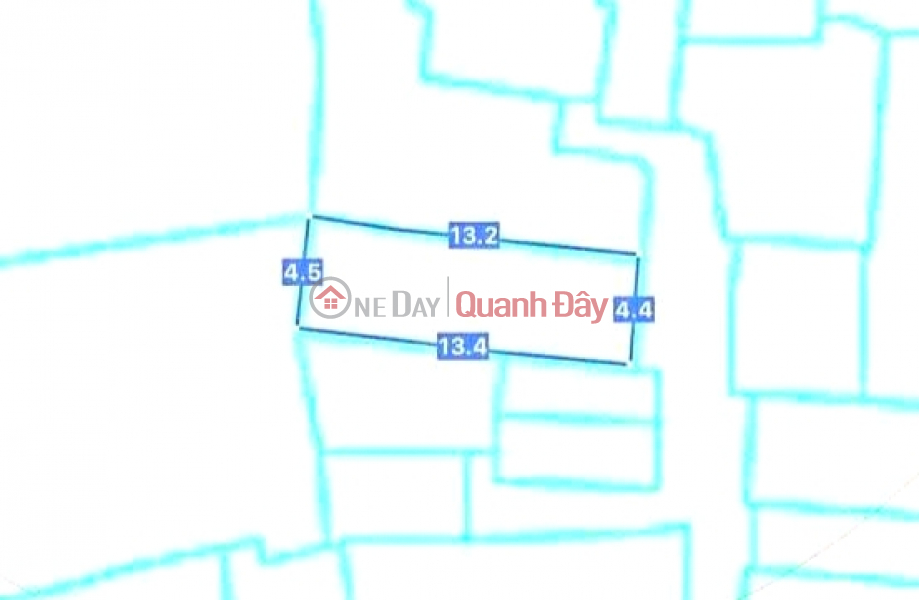 Lac Long Quan Street, Tan Binh District - 58m2 (4.5 x 13m) - No planning restrictions, no road widening - 4m frontage - Only 5.2 Billion VND Sales Listings