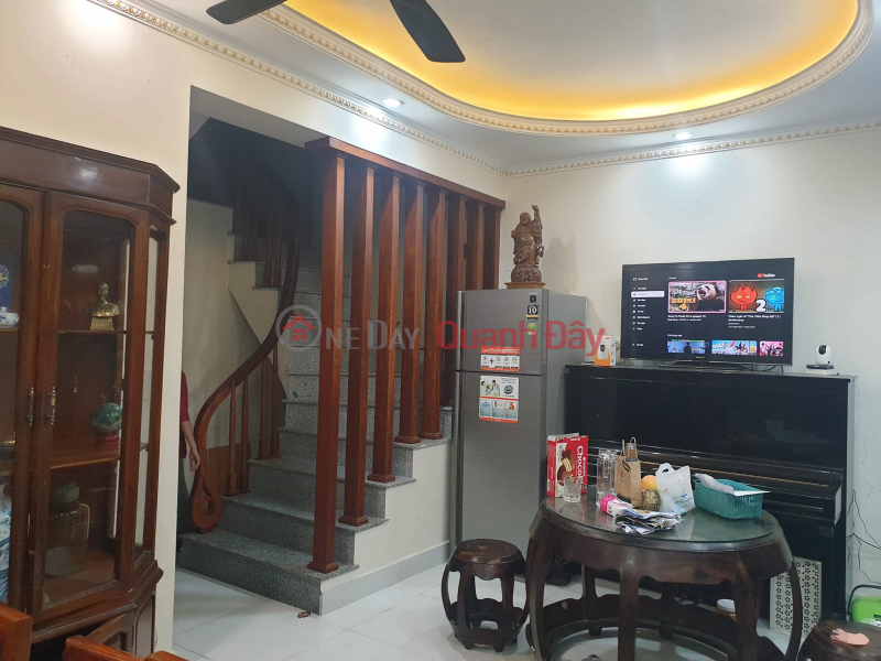 THAI THINH DONG DA HOUSE FOR SALE 51M2 3 FLOORS 6.2M FRONTAGE OFFERING PRICE 5.6 BILLION NEAR STREET CLOSE NOW Sales Listings