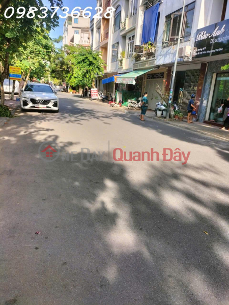 House for sale on Tran Thai Tong street, Thai Binh city, 3.5-storey house, two street fronts, area 86.5m2, price 8.86 billion Sales Listings