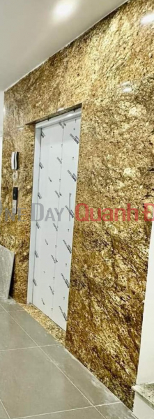 Property Search Vietnam | OneDay | Residential Rental Listings | House for rent, Chùa Láng, Nguyễn Chí Thanh, ELEVATOR, 325m2 x 4 floors - 63 million VND