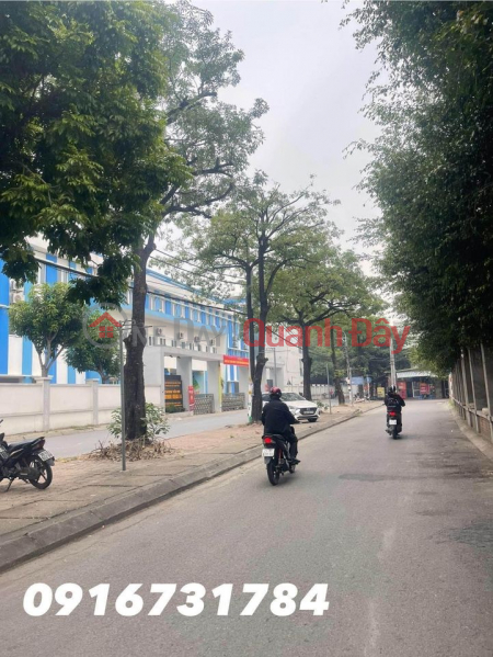 ALMOST 4 BILLION - 4-STORY HOUSE AVAILABLE FOR BUSINESS LEASE AT CAU DIEN. Sales Listings