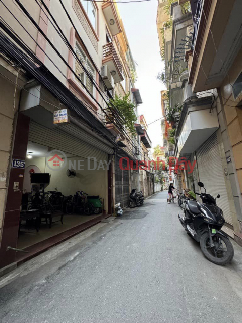 TRUONG DINH 46m X 5 FLOORS, 4.5M FRONTAGE, CAR ALLEY CONNECTING TO ALL WAYS, ONLY ABOVE 8 BILLION _0