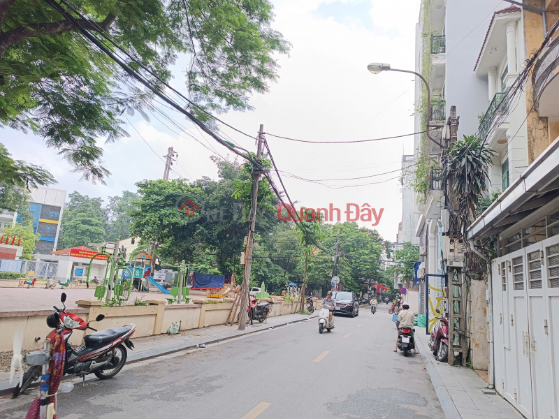 House for sale in DANG VAN NGU – CORNER LOT – CAR ACCESS – FRONTAGE 4.8m – 65m² x 4 FLOORS – 20.8 billion | Vietnam | Sales đ 20.8 Billion