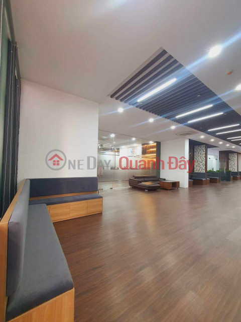 Ton Duc Thang street, 75m2 x 8T elevator, cash flow, business up to 150 million\/month. _0