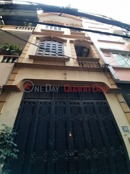 The Owner is Looking for a Tenant to Rent a Separate House on Le Trong Tan Street, Thanh Xuan Rental Listings