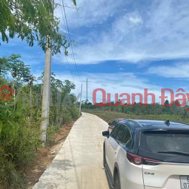 Selling 3 parcels of land 465m2 residential, liquidation price 195TR. Real price 100% book cover _0