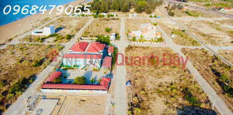 The owner is selling a plot of land in the Seaside project, lane 2, opposite Hoa Phu Secondary School. _0