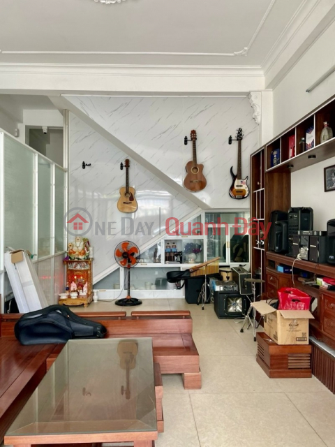 ► Front house on Vu Quynh street, close to the sea, 75m2, 3 floors, 7 business rooms, 4.x billion _0