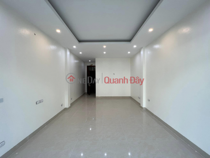 House for sale 68m2 Nghi Tam street, Tay Ho Elevator Garage Business 13.6 Billion VND Sales Listings