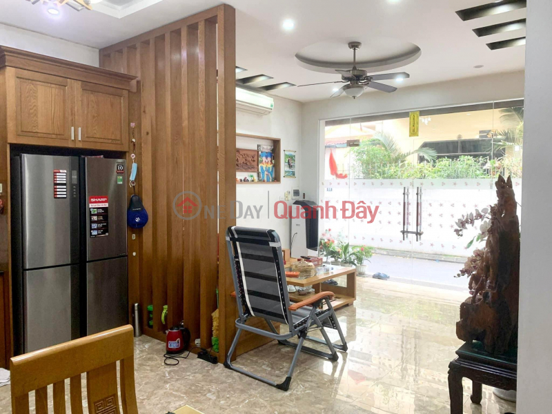 Property Search Vietnam | OneDay | Nhà ở Niêm yết bán, bán nhà Cổ Linh-Đàm Quang Trung, 75m x 4tầng, mặt tiền 9m, gara, kinh doanh