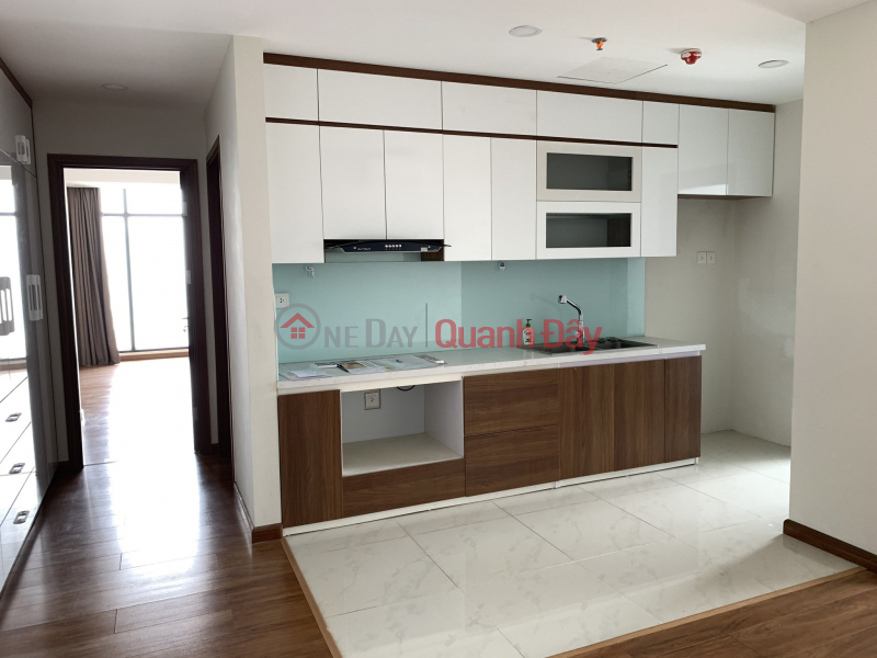 ₫ 5.8 Billion, Rare item, only 1 apartment 5.8 billion, 2 bedrooms 72m2 facing Tran Phu street, Dien Bien, Ba Dinh Discovery Central