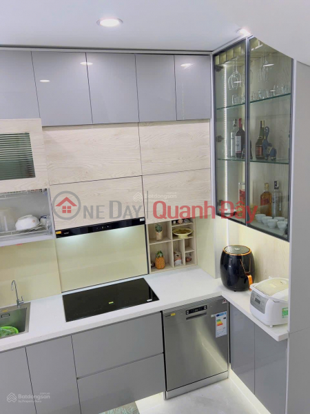 đ 8 Billion Ngo Quyen townhouse 58m², 2 open sides, car parking at door, business