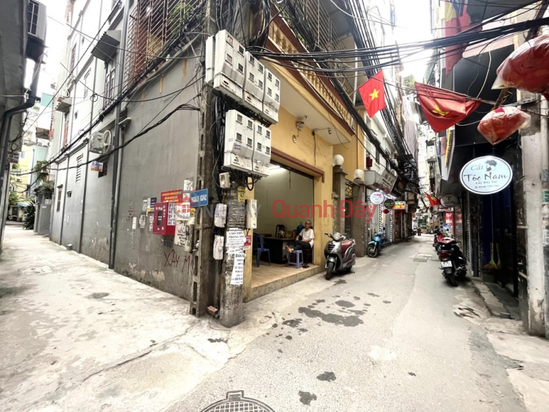 đ 7.4 Billion | CORE OF CAU GIAY - BEAUTIFUL HOUSE - TOP FUNCTION - WIDE SHRINK ALLEY - SURROUNDED BY BIG UNIVERSITIES - NO FACILITIES