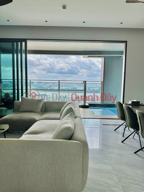 Define Sky Villa 4 bedrooms 6 bathrooms private pool NNN rate | see the whole city from the villa in the clouds _0