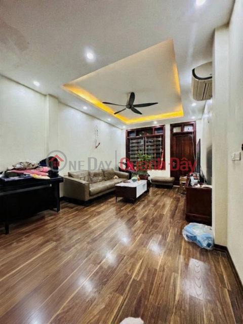 nhật chiêu tây hồ 57m x5 tầng mặt tiền 4m 20,9 tỷ ngõ thông,cách 10m ra mặt hồ _0