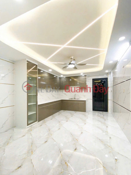 SHARP REDUCTION<br \\/> ------- has a 450kg elevator A LITTLE 8 BILLION Vietnam Sales đ 8 Billion