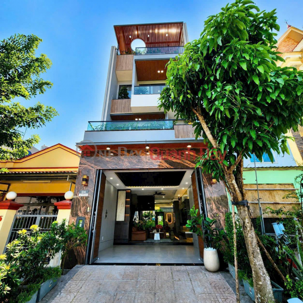 House near Phu My Hung reduced by 1 billion VND, with elevator, 5x18m, fully furnished. Sales Listings