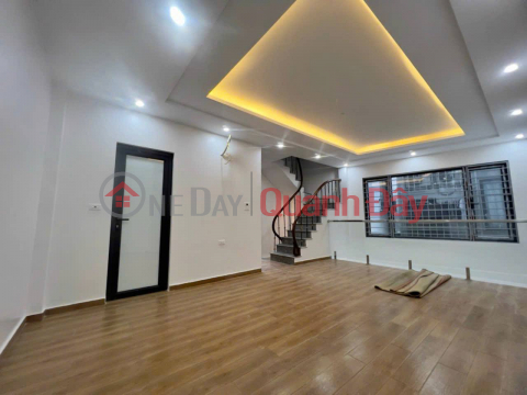 Owner wants to sell quickly, reduced price by 200,000,000 Dong Da house - Thong Alley - Corner Lot, Floor area 190m2, Price _0