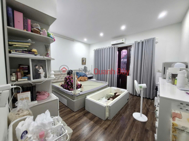 Nhà Trần Quốc Hoàn 60m2 x 4T x MT5m, PLô, ô tô, giá 21.8 tỷ Việt Nam Bán, đ 29,3 tỷ