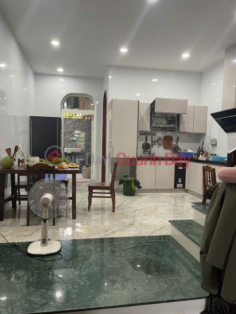CƠ HỘI HIẾM CÓ - CHỈ 11 TỶ - NHÀ 2 TẦNG ĐẢO VIP HÒA XUÂN. _0