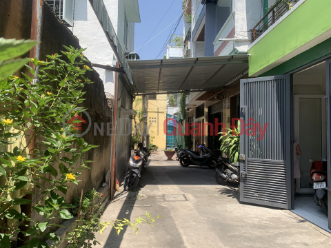 House for sale in the center of Nha Trang city, Tran Quy Cap car alley _0