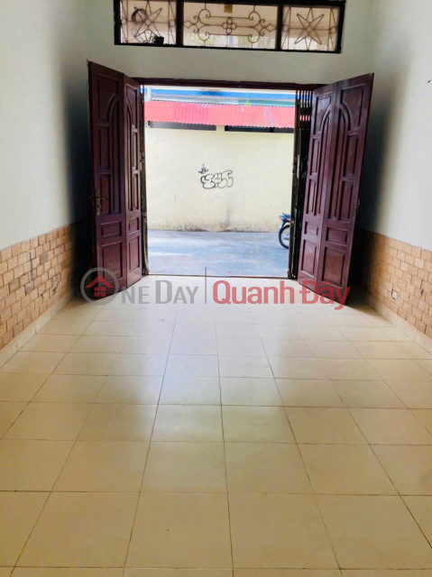 Whole house for rent in lane 281 Khuong Trung, 40m2 x 2 floors, 1 attic, 2 bedrooms, 2 bathrooms, 9 million _0