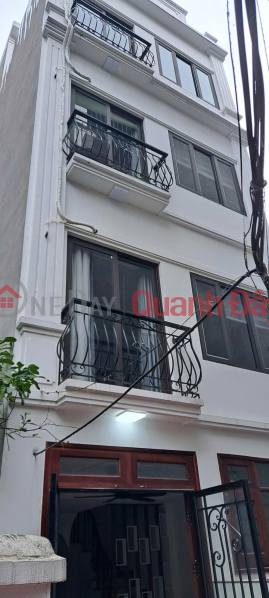 House for sale in lane 564 Nguyen Van Cu, Bo De, 35m2, 5 floors, car, business, 7.8 billion. Sales Listings