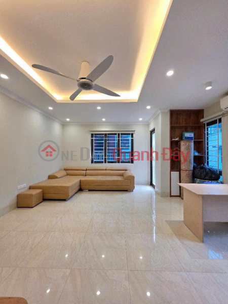 Yến | Vietnam Sales, đ 12 Billion