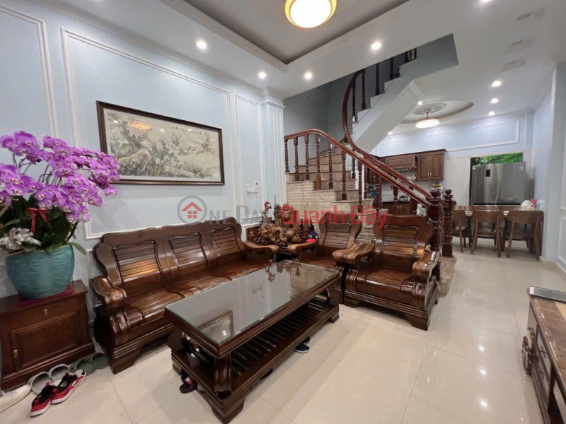 HOUSE FOR RENT AS OFFICE, FAMILY, GROUP OF 6 PEOPLE, DANG XUAN BANG STREET, 40M2, 5 FLOORS, 6 BEDROOMS Rental Listings