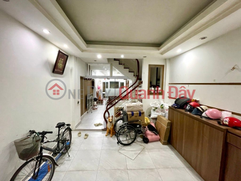 TOP SECURITY - FUTURE ON THE BIG STREET.<br \/> EXPANDED - FOR RESIDENTIAL CUSTOMERS _0