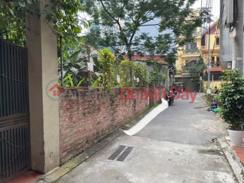 Apartment for sale 60m2 Ngoc Thuy, right next to Ao Lao lake, Khai Son hill, car accessible, investment price. Contact 0936123469 _0