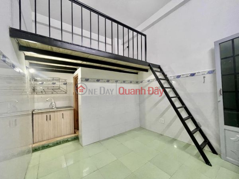 Duplex room on high floor with extremely preferential price for students at Nhat Chi Mai | Vietnam Rental đ 3 Million/ month