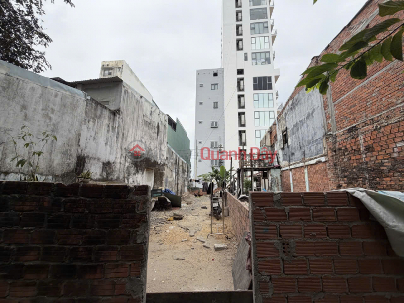 ► Land plot on a 6m wide road, 1-minute walk to Love Bridge, Tran Hung Dao Street, 65m2, 2 street frontages, 6.x billion VND. Sales Listings