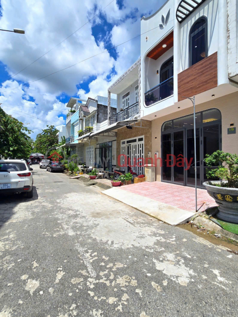 Stunning house in Tay Do Cultural Residential Area - 3 bedrooms - Fully furnished with high-end furniture - Price 4.26 billion VND _0