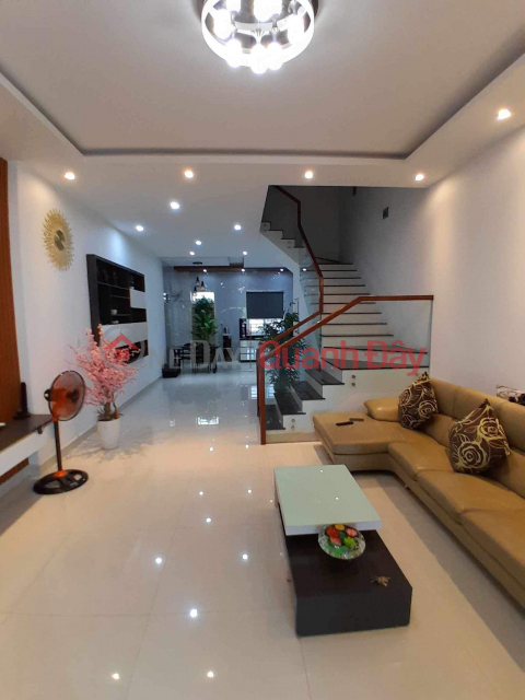 Gorgeous 3-storey house with frontage of Tung Thien Vuong Da Nang-95m2-Price only 6.4 billion negotiable-0901127005. _0