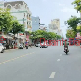 Selling Nguyen Van Thoai building, a few steps to My Khe beach, busy business area, many Western customers. _0