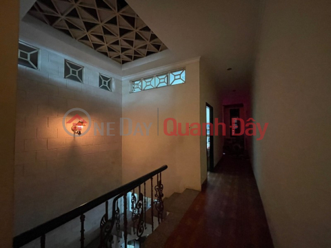 2-STORY HOUSE FOR SALE IN HAI CHAU - 4M STREET WITH SIDEWALK AREA OF 90M2 - 4.5 BILLION. Contact 0979248175 _0
