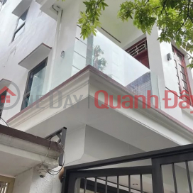 House for sale in Dong Da Vu Ngoc Phan, 62m2, 5m area, Price 8.9 billion, Car parking available _0