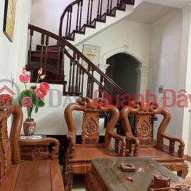 House for rent in Thai Ha alley, 50m2 x 4 floors, 4.1m frontage, 25 million\/month, sidewalk, car access _0