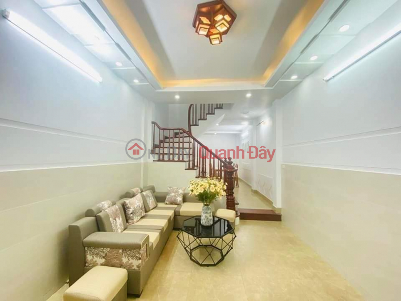 Beautiful house for sale, lane 155 Cau Giay 40m2 x 5T, Thong alley, near cars, Thong floor, kd 4.98 billion. Sales Listings