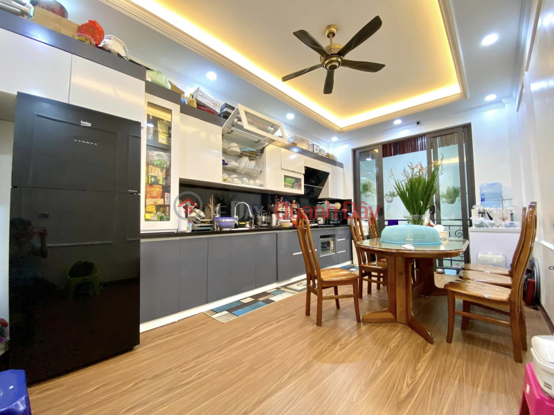 Property Search Vietnam | OneDay | Nhà ở Niêm yết bán Cực kỳ BỀ THẾ, nhà THANG MÁY 5 tầng 75m2 GARA, phố Nguyễn Sơn, Bồ đề, chỉ 11,89 tỷ