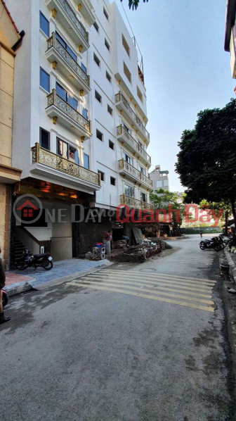 House for sale Adjacent Ton Duc Thang - Dong Da ,102m2 ,AVOID CAR, BUSINESS, price 27 billion Sales Listings