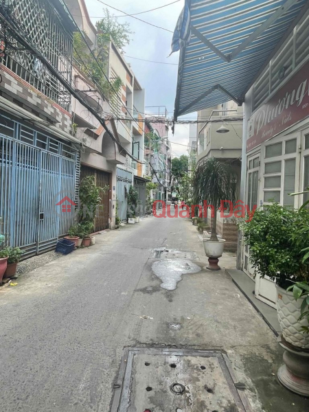 đ 5.9 Billion, House for sale in front of business alley Nguyen Van Cong street, Ward 3, Gv