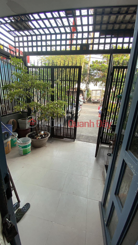 CAR SLEEPING IN THE HOUSE - 8M ALley - Busy Business - OWNER Urgently Selling House right on Cao Lo Street, District 8 _0