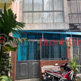 2-storey house Huynh Van Banh, 3 bedrooms _0