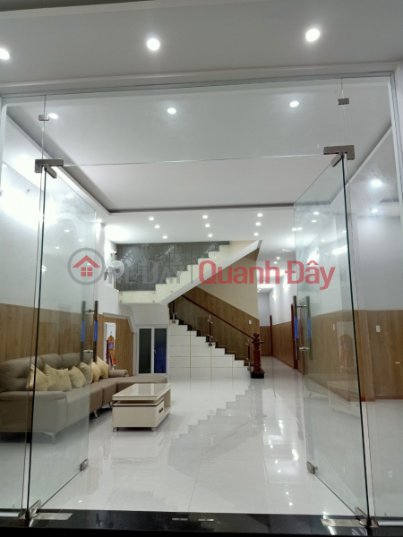 Property Search Vietnam | OneDay | Office / Commercial Property, Sales Listings The house combines bird\'s nest farming and hotel business