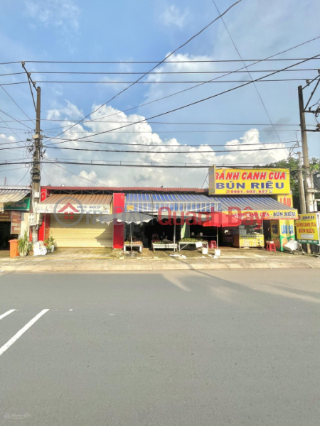 Commercial frontage on Le A street, 500m from Binh Loc market Sales Listings