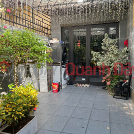 CHÍNH CHỦ BÁN NHÀ TẬP THỂ LÔ GÓC Đường Đê La Thành, P. Thổ Quan, Đống Đa, Hà Nội _0